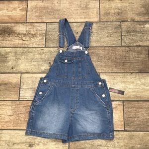 NWT No boundaries overalls